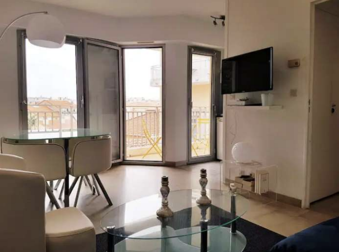 Appartement F2 suquet