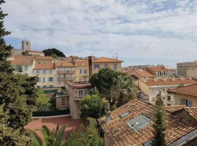 Appartement F2 suquet